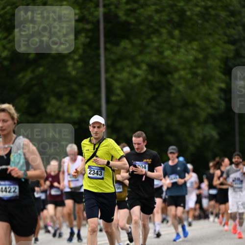29.06.2025 - hella hamburg halbmarathon Dr. Thomas Lammeyer http://msf.ph/oto/8422315 29.06.2025 10:48:09 Kennedybrücke 1816, 1878, 2343, 2361, 3597, 4636, 5001, 5192, 5201, 5214, 5649, 5720, 6012, 6096, 6931, 7197, 7205, 8135, 8504, 9704, 9831, 10083, 10097, 10200, 10202, 11279 meine-sportfotos.de
