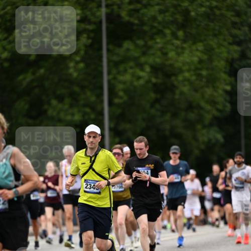 29.06.2025 - hella hamburg halbmarathon Dr. Thomas Lammeyer http://msf.ph/oto/8422318 29.06.2025 10:48:09 Kennedybrücke 1816, 1878, 2343, 2361, 3597, 4636, 5001, 5192, 5201, 5214, 5649, 5720, 6012, 6096, 6931, 7197, 7205, 8135, 8504, 9704, 9831, 10083, 10097, 10200, 10202, 11279 meine-sportfotos.de
