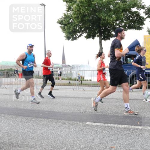 29.06.2025 - hella hamburg halbmarathon Lena Gebhardt http://msf.ph/oto/8422365 29.06.2025 10:52:48 Lombardsbrücke 18645, 13, 1369, 1826, 2146, 2291, 2362, 2420, 2528, 2701, 2983, 2988, 3140, 3227, 3645, 3787, 4591, 4729, 5360, 6135, 6521, 6671, 7032, 7511, 7681, 7735, 7737, 7812, 8641, 9068, 9070, 9103, 9545, 9731, 10055, 10080, 10392, 10417, 10568, 10600, 10879, 10928, 10981, 11084, 11297, 11520, 11524, 11919, 12127, 12128, 12546, 12994, 14009, 14765, 14807, 14977, 14979 meine-sportfotos.de