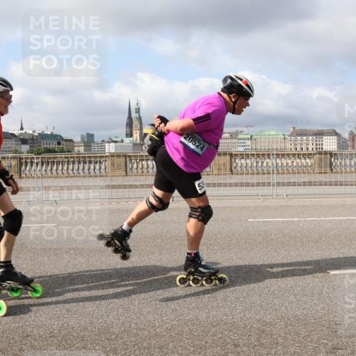 29.06.2025 - hella hamburg halbmarathon Lena Gebhardt http://msf.ph/oto/8422408 29.06.2025 08:57:49 Lombardsbrücke 20524, 52, 1000 meine-sportfotos.de