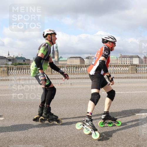 29.06.2025 - hella hamburg halbmarathon Lena Gebhardt http://msf.ph/oto/8422483 29.06.2025 08:57:49 Lombardsbrücke  meine-sportfotos.de
