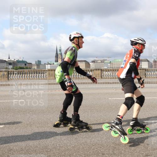 29.06.2025 - hella hamburg halbmarathon Lena Gebhardt http://msf.ph/oto/8422512 29.06.2025 08:57:49 Lombardsbrücke  meine-sportfotos.de