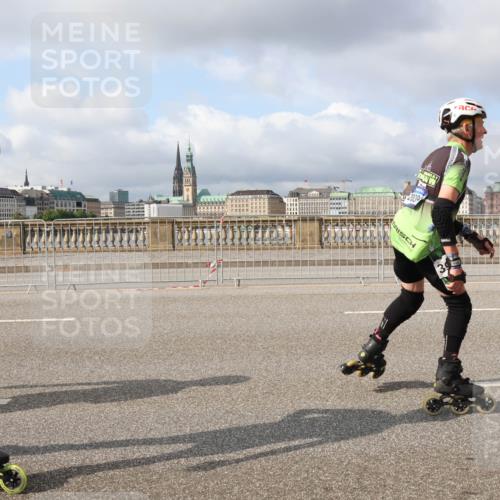 29.06.2025 - hella hamburg halbmarathon Lena Gebhardt http://msf.ph/oto/8422603 29.06.2025 08:57:49 Lombardsbrücke 23, 200, 20149 meine-sportfotos.de