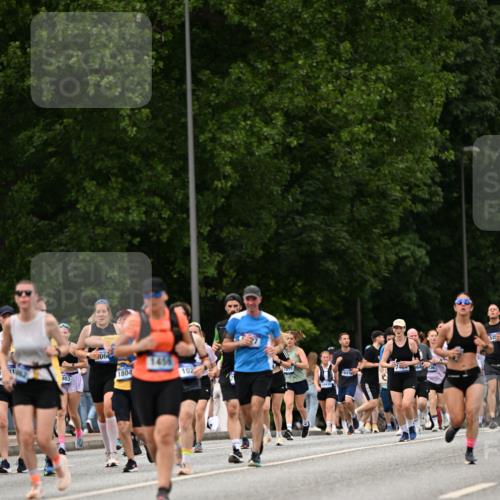 29.06.2025 - hella hamburg halbmarathon Dr. Thomas Lammeyer http://msf.ph/oto/8422948 29.06.2025 10:48:29 Kennedybrücke 1026, 1095, 1400, 1459, 1802, 1804, 2073, 2258, 2674, 2733, 3065, 3597, 4636, 4866, 4968, 5001, 5127, 5192, 5201, 5355, 5649, 5902, 5905, 6226, 6334, 6931, 7197, 8058, 8504, 8591, 8870, 9879, 10006, 10097, 10220, 10285, 10553, 11093 meine-sportfotos.de
