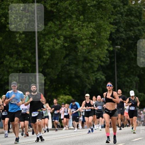 29.06.2025 - hella hamburg halbmarathon Dr. Thomas Lammeyer http://msf.ph/oto/8422983 29.06.2025 10:48:32 Kennedybrücke 1026, 1095, 1400, 1459, 1802, 1804, 2073, 2258, 2674, 2733, 3065, 3597, 4636, 4866, 4968, 5001, 5127, 5192, 5201, 5355, 5902, 5905, 6226, 6334, 6931, 7197, 7489, 8058, 8504, 8591, 8870, 9331, 9333, 9879, 10006, 10097, 10220, 10285, 10553, 11093 meine-sportfotos.de