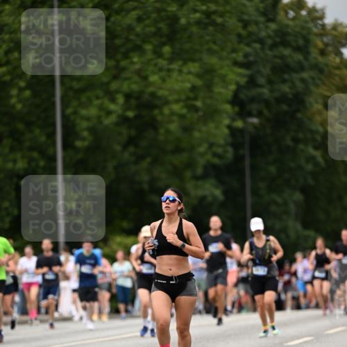 29.06.2025 - hella hamburg halbmarathon Dr. Thomas Lammeyer http://msf.ph/oto/8422988 29.06.2025 10:48:34 Kennedybrücke 1026, 1095, 1400, 1459, 1802, 1804, 2073, 2258, 2674, 2733, 3065, 3597, 4636, 4866, 4968, 5001, 5127, 5192, 5201, 5355, 5902, 5905, 6226, 6334, 7197, 7489, 8058, 8591, 8763, 8870, 9331, 9333, 9879, 10006, 10097, 10220, 10285, 10553, 10707, 11093 meine-sportfotos.de