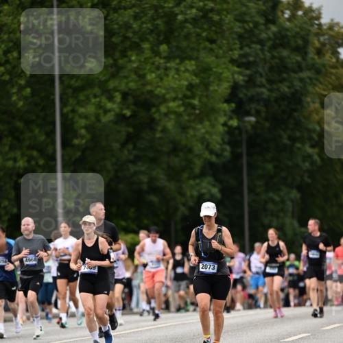 29.06.2025 - hella hamburg halbmarathon Dr. Thomas Lammeyer http://msf.ph/oto/8423083 29.06.2025 10:48:38 Kennedybrücke 1026, 1095, 1400, 1459, 1802, 1804, 2073, 2186, 2258, 2674, 2692, 2733, 3065, 4866, 4968, 5127, 5355, 5902, 5905, 6036, 6226, 6334, 7489, 8058, 8591, 8763, 8870, 9331, 9333, 9879, 10006, 10097, 10220, 10285, 10553, 10707, 11093 meine-sportfotos.de