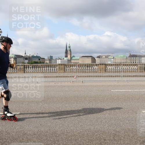 29.06.2025 - hella hamburg halbmarathon Lena Gebhardt http://msf.ph/oto/8423202 29.06.2025 08:57:59 Lombardsbrücke 92 meine-sportfotos.de