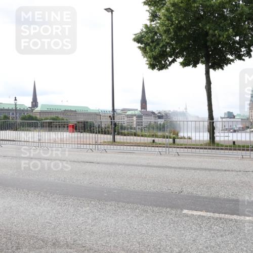 29.06.2025 - hella hamburg halbmarathon Lena Gebhardt http://msf.ph/oto/8423430 29.06.2025 10:28:13 Lombardsbrücke 11739, 1148, 3445, 5177, 5369, 5604, 5847, 6632, 7497, 7667, 7980, 8215, 8327, 9567, 9653, 9654, 9688, 11692, 11739, 12780, 12823, 12842, 13045, 13296, 13400, 13568, 13678, 13860, 14017, 14155, 15123, 15607, 15608, 16569, 16804, 18256, 18604, 18626, 19180 meine-sportfotos.de
