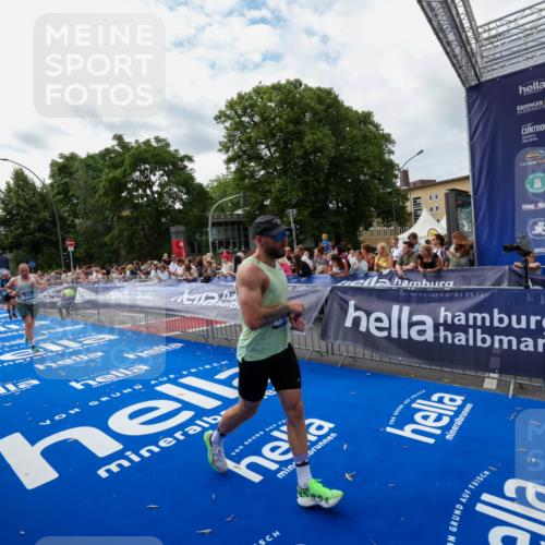 29.06.2025 - hella hamburg halbmarathon Zöllner http://msf.ph/oto/8423595 29.06.2025 10:33:14 Ziel 1910, 6473, 14167, 14276, 17175, 17802 meine-sportfotos.de
