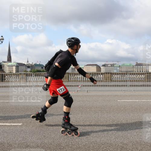29.06.2025 - hella hamburg halbmarathon Lena Gebhardt http://msf.ph/oto/8423618 29.06.2025 08:58:10 Lombardsbrücke 172 meine-sportfotos.de