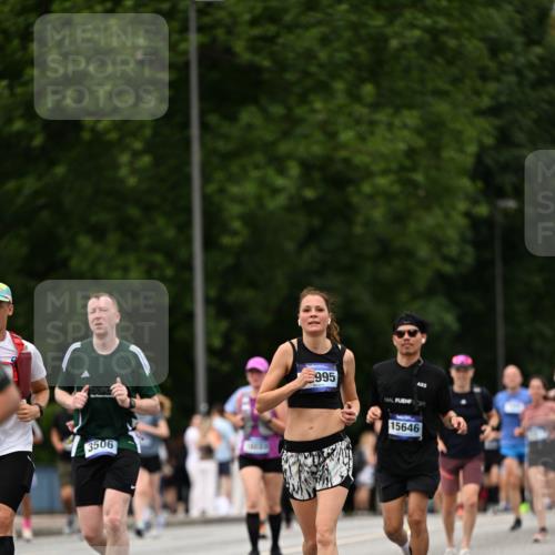 29.06.2025 - hella hamburg halbmarathon Dr. Thomas Lammeyer http://msf.ph/oto/8423797 29.06.2025 10:49:06 Kennedybrücke 1273, 1685, 1713, 2186, 2692, 3238, 3506, 3596, 4215, 5730, 5731, 6002, 6036, 6895, 6922, 7541, 7610, 7818, 8605, 10223, 10303, 10304 meine-sportfotos.de