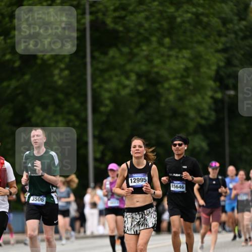 29.06.2025 - hella hamburg halbmarathon Dr. Thomas Lammeyer http://msf.ph/oto/8423802 29.06.2025 10:49:07 Kennedybrücke 1273, 1685, 1713, 2186, 2692, 3238, 3506, 3596, 4215, 5730, 5731, 6002, 6895, 6922, 7541, 7610, 7818, 8605, 10223, 10303, 10304 meine-sportfotos.de