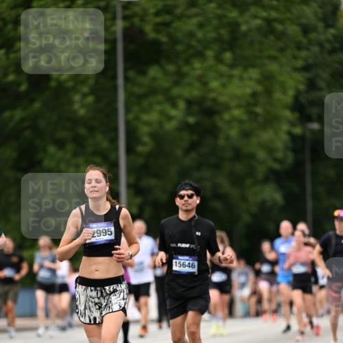 29.06.2025 - hella hamburg halbmarathon Dr. Thomas Lammeyer http://msf.ph/oto/8423845 29.06.2025 10:49:08 Kennedybrücke 1273, 1685, 1713, 2692, 3238, 3506, 3596, 4215, 5730, 5731, 6002, 6895, 6922, 7541, 7610, 7818, 8605, 10223, 10303, 10304 meine-sportfotos.de