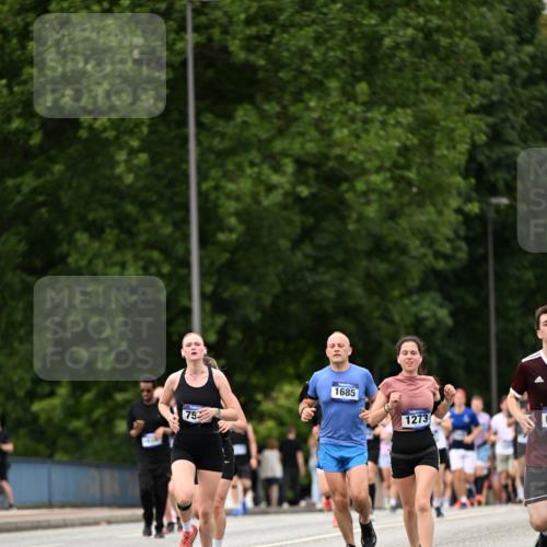 29.06.2025 - hella hamburg halbmarathon Dr. Thomas Lammeyer http://msf.ph/oto/8423958 29.06.2025 10:49:12 Kennedybrücke 1273, 1685, 1713, 3238, 3506, 4215, 5730, 5731, 6002, 6922, 7216, 7541, 7610, 7818, 8605, 9084, 9085, 10223, 10303, 10304 meine-sportfotos.de