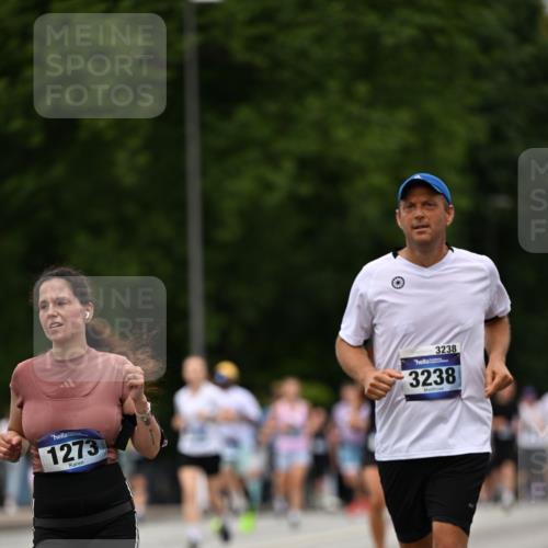 29.06.2025 - hella hamburg halbmarathon Dr. Thomas Lammeyer http://msf.ph/oto/8424123 29.06.2025 10:49:17 Kennedybrücke 1024, 1273, 1685, 1713, 3238, 3506, 4215, 6002, 6841, 6922, 7216, 7541, 7610, 7818, 8605, 8745, 9084, 9085, 10223, 10303, 10304 meine-sportfotos.de
