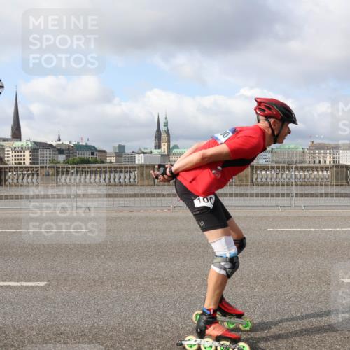 29.06.2025 - hella hamburg halbmarathon Lena Gebhardt http://msf.ph/oto/8424137 29.06.2025 08:58:14 Lombardsbrücke 100 meine-sportfotos.de