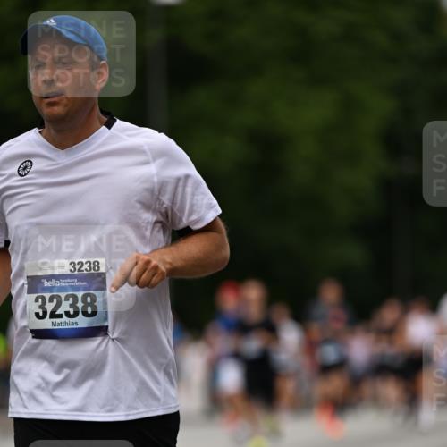 29.06.2025 - hella hamburg halbmarathon Dr. Thomas Lammeyer http://msf.ph/oto/8424193 29.06.2025 10:49:20 Kennedybrücke 1024, 1273, 1685, 1713, 1798, 3238, 3506, 4388, 6002, 6841, 6888, 6922, 7216, 7541, 7610, 8605, 8745, 8907, 9084, 9085, 10223, 10303, 10304 meine-sportfotos.de