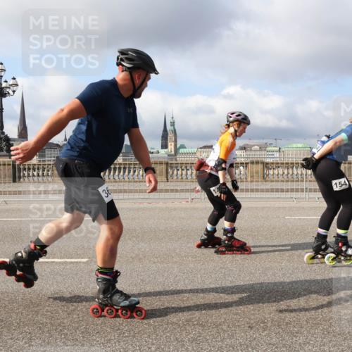 29.06.2025 - hella hamburg halbmarathon Lena Gebhardt http://msf.ph/oto/8424983 29.06.2025 08:58:45 Lombardsbrücke 36, 154 meine-sportfotos.de