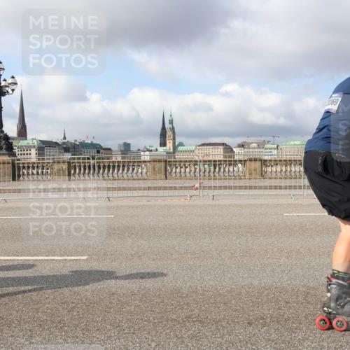 29.06.2025 - hella hamburg halbmarathon Lena Gebhardt http://msf.ph/oto/8425101 29.06.2025 08:58:45 Lombardsbrücke 20369, 140 meine-sportfotos.de