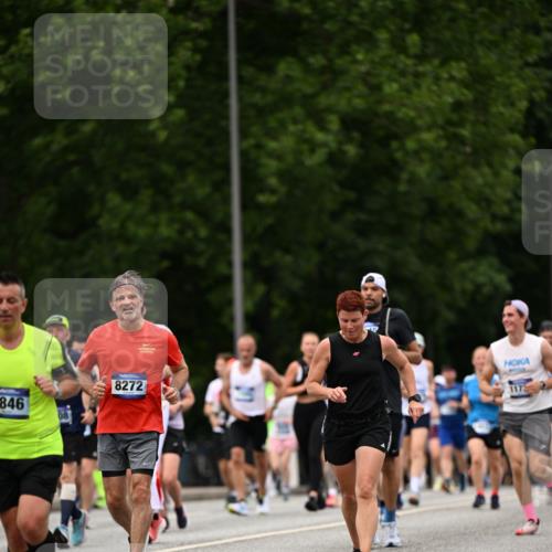 29.06.2025 - hella hamburg halbmarathon Dr. Thomas Lammeyer http://msf.ph/oto/8425243 29.06.2025 10:49:57 Kennedybrücke 1085, 1774, 2550, 2657, 2664, 2779, 2846, 2954, 3357, 3377, 3879, 3993, 4119, 4820, 5099, 5108, 5190, 5339, 5703, 6763, 7699, 7859, 7912, 8272, 8594, 9536, 10562, 10727, 11119, 11332 meine-sportfotos.de