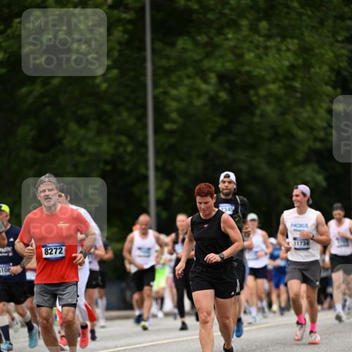 29.06.2025 - hella hamburg halbmarathon Dr. Thomas Lammeyer http://msf.ph/oto/8425252 29.06.2025 10:49:57 Kennedybrücke 1085, 1774, 2550, 2657, 2664, 2779, 2846, 2954, 3357, 3377, 3879, 3993, 4119, 4820, 5099, 5108, 5190, 5339, 5703, 6763, 7699, 7859, 7912, 8272, 8594, 9536, 10562, 10727, 11119, 11332 meine-sportfotos.de