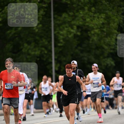 29.06.2025 - hella hamburg halbmarathon Dr. Thomas Lammeyer http://msf.ph/oto/8425277 29.06.2025 10:49:58 Kennedybrücke 1085, 1465, 1774, 2550, 2657, 2664, 2779, 2846, 2954, 3357, 3377, 3879, 3993, 4119, 4820, 5099, 5108, 5190, 5339, 5703, 6763, 7699, 7859, 7912, 8272, 8594, 9536, 10562, 10727, 11119, 11332 meine-sportfotos.de