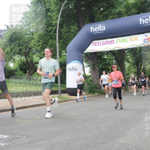 29.06.2025 - hella hamburg halbmarathon KatJ http://msf.ph/oto/8425377 29.06.2025 10:39:20 Zwischen KM18-KM19 1098, 6776, 7409, 8139 meine-sportfotos.de