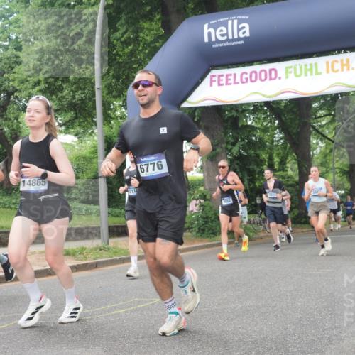 29.06.2025 - hella hamburg halbmarathon KatJ http://msf.ph/oto/8425535 29.06.2025 10:39:23 Zwischen KM18-KM19 3426, 4635, 5116, 5607, 6776, 7409 meine-sportfotos.de