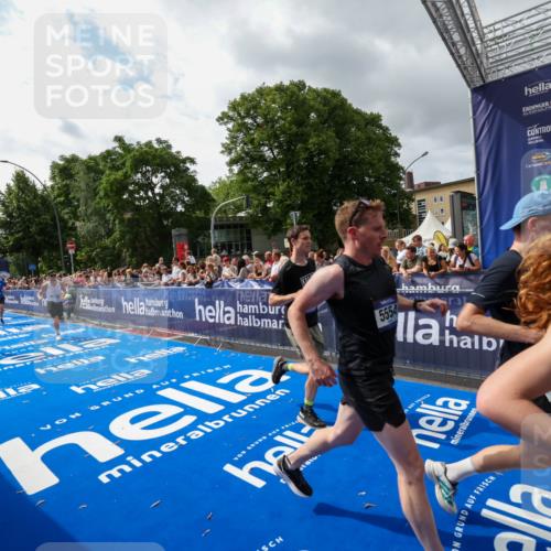 29.06.2025 - hella hamburg halbmarathon Zöllner http://msf.ph/oto/8425538 29.06.2025 10:34:49 Ziel 1217, 1562, 2879, 5048, 5152, 5554, 8395, 12369, 14289, 14388, 14549, 14603, 14629, 15991, 17014, 18237 meine-sportfotos.de