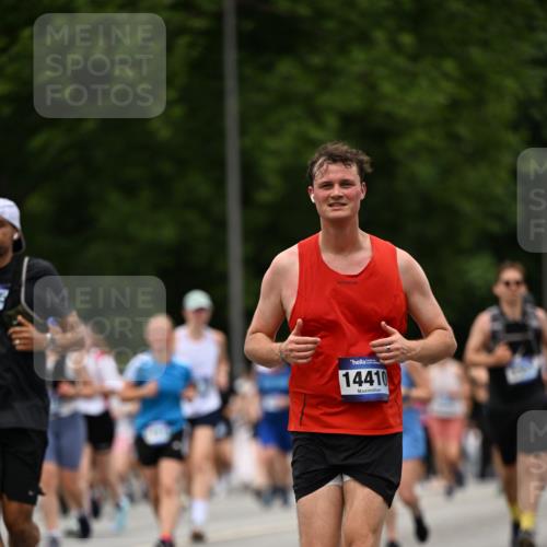 29.06.2025 - hella hamburg halbmarathon Dr. Thomas Lammeyer http://msf.ph/oto/8425557 29.06.2025 10:50:03 Kennedybrücke 1060, 1085, 1465, 2550, 2657, 2664, 2846, 2954, 2965, 3357, 3377, 3879, 3993, 4102, 4119, 4820, 5108, 5190, 5339, 5703, 5914, 6393, 6763, 6980, 7699, 7912, 8272, 8594, 9536, 10562, 10727, 11119, 11332 meine-sportfotos.de