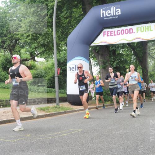 29.06.2025 - hella hamburg halbmarathon KatJ http://msf.ph/oto/8425581 29.06.2025 10:39:24 Zwischen KM18-KM19 3426, 4558, 4635, 5116, 5607, 6776, 7409 meine-sportfotos.de