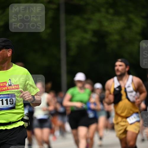 29.06.2025 - hella hamburg halbmarathon Dr. Thomas Lammeyer http://msf.ph/oto/8425858 29.06.2025 10:50:12 Kennedybrücke 1060, 1085, 1426, 1465, 1854, 2217, 2657, 2664, 2846, 2954, 2965, 3357, 3377, 3879, 3993, 4099, 4102, 4119, 4820, 5108, 5703, 5914, 6393, 6763, 6788, 6980, 7530, 7983, 8272, 8594, 11119, 11332, 11393 meine-sportfotos.de
