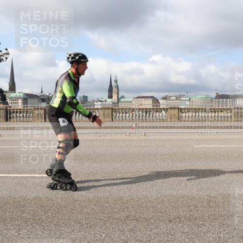 29.06.2025 - hella hamburg halbmarathon Lena Gebhardt http://msf.ph/oto/8425873 29.06.2025 08:58:47 Lombardsbrücke 40 meine-sportfotos.de