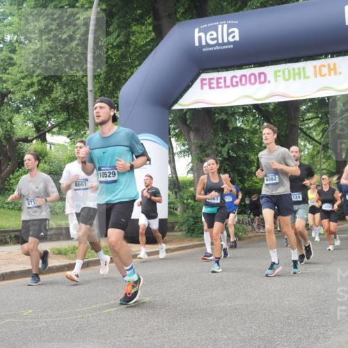 29.06.2025 - hella hamburg halbmarathon KatJ http://msf.ph/oto/8425964 29.06.2025 10:39:29 Zwischen KM18-KM19 2396, 3426, 4558, 4635, 4839, 5032, 5116, 5607, 6562, 7724, 8661, 8710, 8720 meine-sportfotos.de
