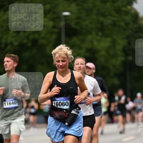 29.06.2025 - hella hamburg halbmarathon Dr. Thomas Lammeyer http://msf.ph/oto/8426165 29.06.2025 10:50:20 Kennedybrücke 1060, 1085, 1421, 1426, 1465, 1854, 2008, 2217, 2657, 2664, 2965, 3357, 3377, 4099, 4102, 4119, 4223, 4224, 4820, 5044, 5703, 5914, 6393, 6763, 6788, 6980, 7303, 7530, 7983, 10812, 11119, 11332, 11393 meine-sportfotos.de