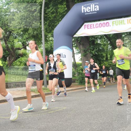 29.06.2025 - hella hamburg halbmarathon KatJ http://msf.ph/oto/8426194 29.06.2025 10:39:33 Zwischen KM18-KM19 2364, 2396, 4814, 4839, 5032, 5482, 6562, 6657, 7178, 7724, 7732, 8172, 8661, 8710, 8720 meine-sportfotos.de