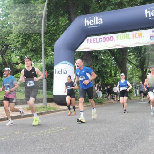 29.06.2025 - hella hamburg halbmarathon KatJ http://msf.ph/oto/8426336 29.06.2025 10:39:35 Zwischen KM18-KM19 1683, 2364, 4121, 4814, 4839, 5032, 5482, 6562, 6657, 7178, 7724, 7732, 8172, 8661, 8710 meine-sportfotos.de