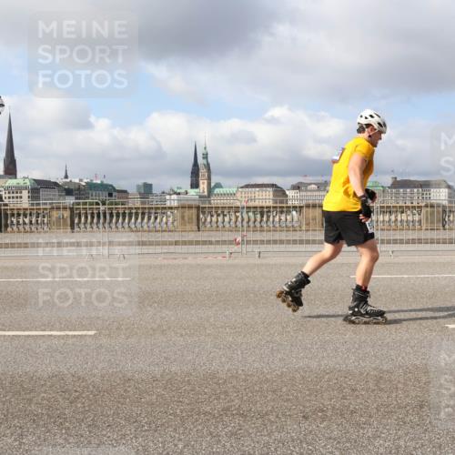 29.06.2025 - hella hamburg halbmarathon Lena Gebhardt http://msf.ph/oto/8426409 29.06.2025 08:58:49 Lombardsbrücke  meine-sportfotos.de
