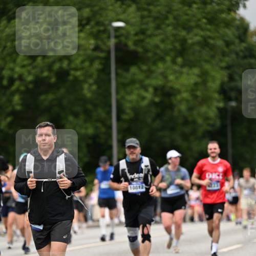 29.06.2025 - hella hamburg halbmarathon Dr. Thomas Lammeyer http://msf.ph/oto/8426479 29.06.2025 10:50:28 Kennedybrücke 1060, 1421, 1426, 1465, 1695, 1854, 1983, 2008, 2217, 2398, 2917, 2965, 4099, 4102, 4223, 4224, 5044, 5914, 6124, 6161, 6393, 6788, 6980, 7303, 7530, 7983, 10230, 10367, 10812, 11393 meine-sportfotos.de