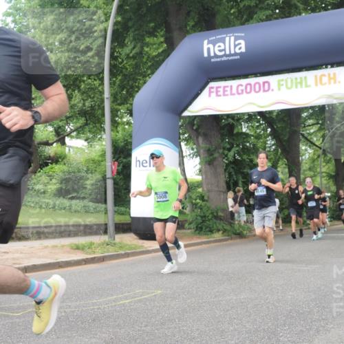 29.06.2025 - hella hamburg halbmarathon KatJ http://msf.ph/oto/8426674 29.06.2025 10:39:42 Zwischen KM18-KM19 1683, 4121, 5008 meine-sportfotos.de