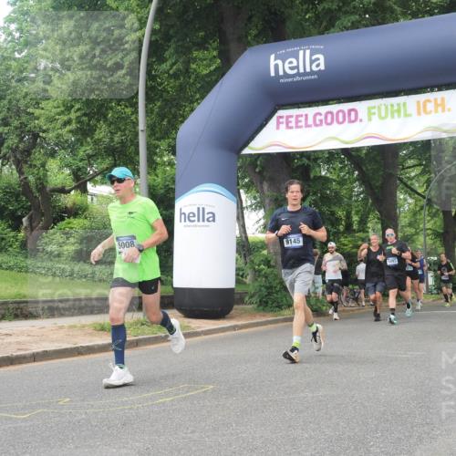 29.06.2025 - hella hamburg halbmarathon KatJ http://msf.ph/oto/8426697 29.06.2025 10:39:43 Zwischen KM18-KM19 1683, 5008, 7383 meine-sportfotos.de