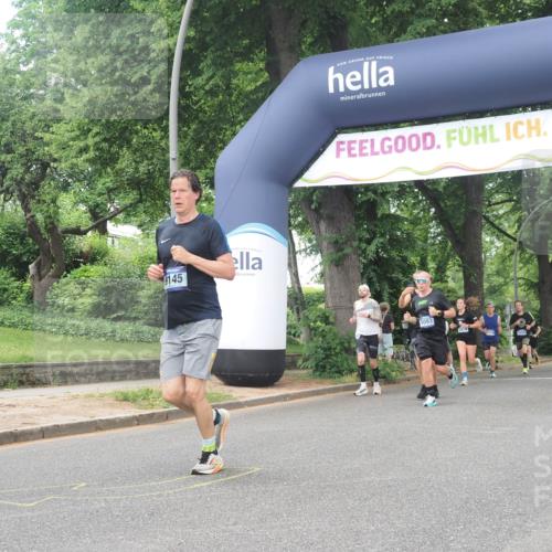 29.06.2025 - hella hamburg halbmarathon KatJ http://msf.ph/oto/8426736 29.06.2025 10:39:44 Zwischen KM18-KM19 5008, 5093, 7383 meine-sportfotos.de