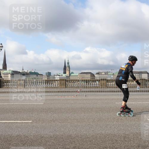 29.06.2025 - hella hamburg halbmarathon Lena Gebhardt http://msf.ph/oto/8426834 29.06.2025 08:58:59 Lombardsbrücke 115 meine-sportfotos.de