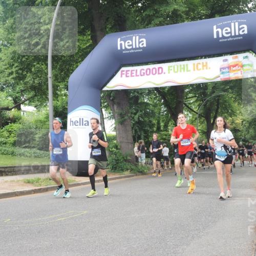 29.06.2025 - hella hamburg halbmarathon KatJ http://msf.ph/oto/8426892 29.06.2025 10:39:48 Zwischen KM18-KM19 1657, 2814, 5008, 5020, 5093, 6198, 7383 meine-sportfotos.de
