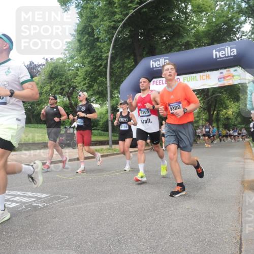 29.06.2025 - hella hamburg halbmarathon KatJ http://msf.ph/oto/8427176 29.06.2025 10:40:00 Zwischen KM18-KM19 1706, 2111, 2444, 2540, 3208, 4837, 5169, 5194, 6164, 6390, 7130, 7786, 8390, 8447 meine-sportfotos.de