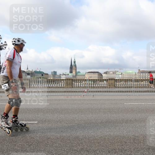 29.06.2025 - hella hamburg halbmarathon Lena Gebhardt http://msf.ph/oto/8427225 29.06.2025 08:59:12 Lombardsbrücke 90 meine-sportfotos.de