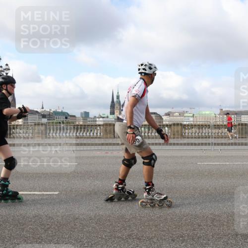 29.06.2025 - hella hamburg halbmarathon Lena Gebhardt http://msf.ph/oto/8427314 29.06.2025 08:59:12 Lombardsbrücke 364 meine-sportfotos.de