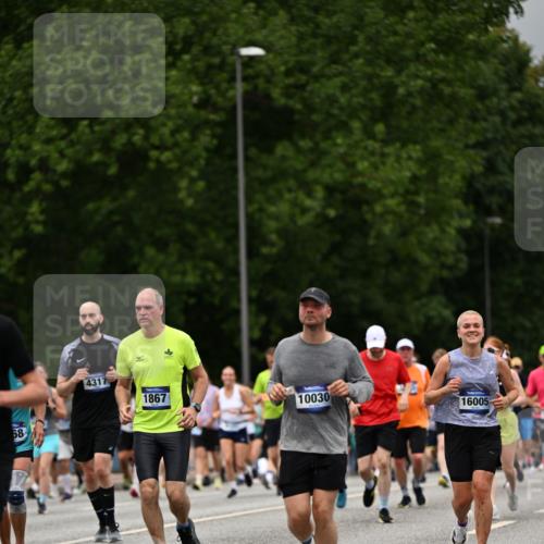 29.06.2025 - hella hamburg halbmarathon Dr. Thomas Lammeyer http://msf.ph/oto/8427332 29.06.2025 10:50:48 Kennedybrücke 1033, 1429, 1695, 1867, 1868, 1924, 1983, 2008, 2398, 2423, 2773, 2813, 2917, 3160, 3164, 3410, 4202, 4296, 4306, 4317, 4572, 5044, 5769, 5770, 6124, 6161, 6392, 8477, 8486, 9120, 9121, 9243, 9337, 9445, 10030, 10230, 10327, 10329, 10367, 11253, 11361 meine-sportfotos.de