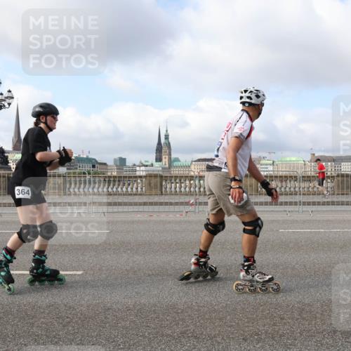 29.06.2025 - hella hamburg halbmarathon Lena Gebhardt http://msf.ph/oto/8427333 29.06.2025 08:59:12 Lombardsbrücke 364 meine-sportfotos.de